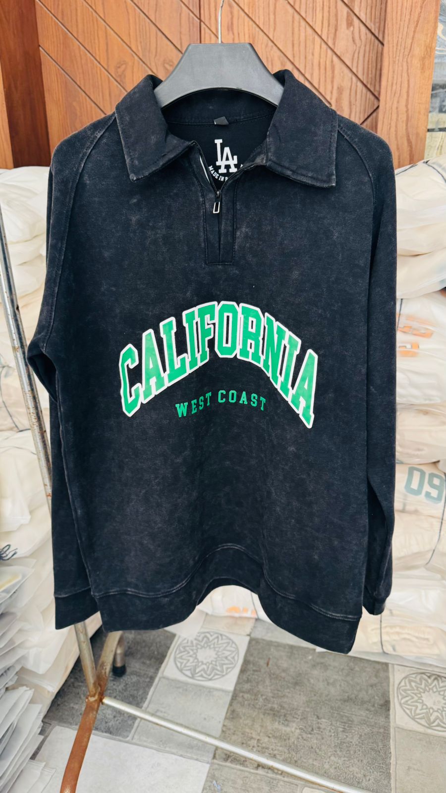 Black Bold Calfornia SweatShirt