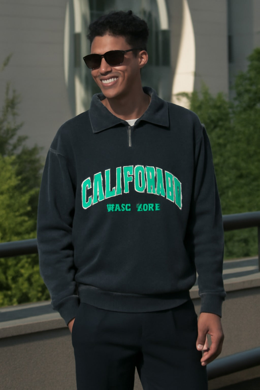 Black Bold Calfornia SweatShirt
