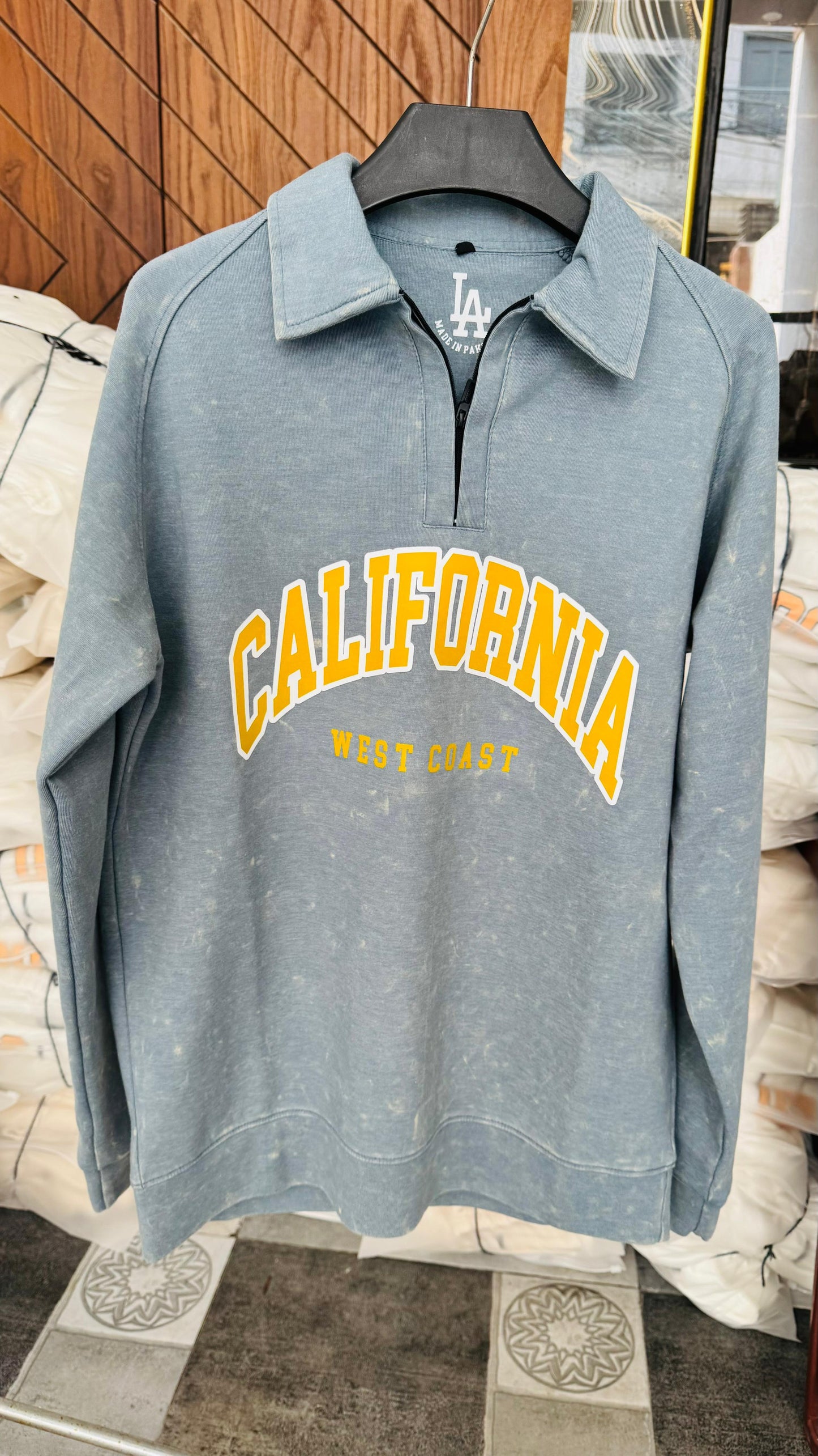 Sky Bold Calfornia SweatShirt